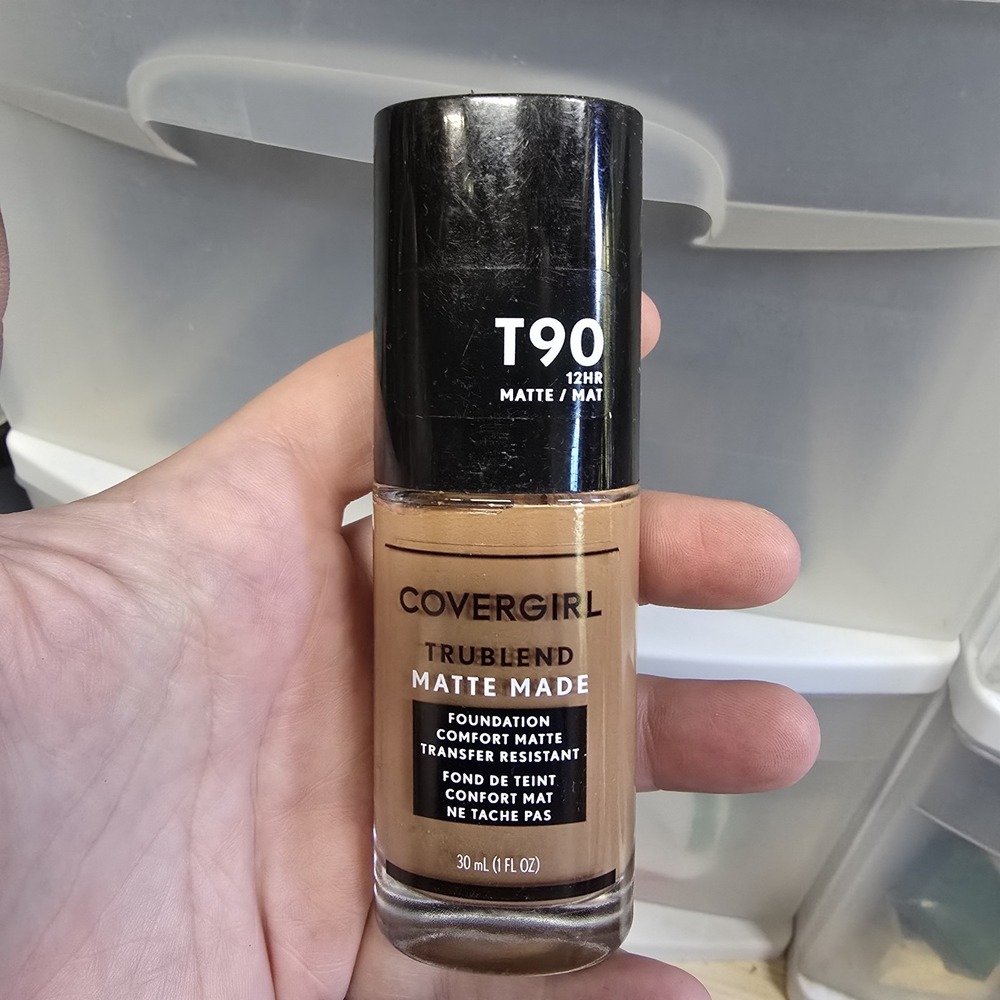 Covergirl Trublend Matte Made Liquid Foundation Glass Bottle T90 Tawny 1 Fl Oz